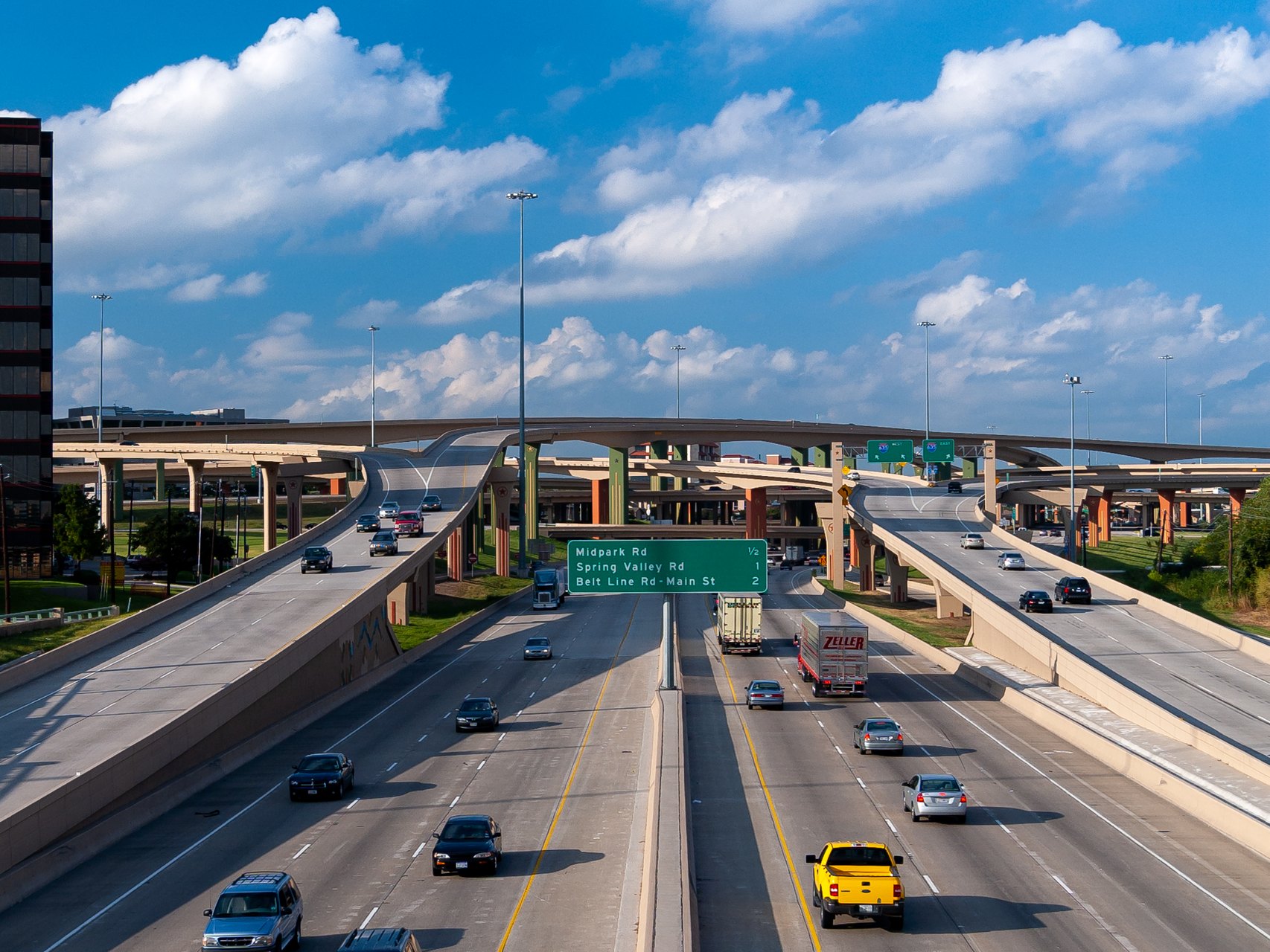 High Five Interchange, Dallas, looking down US 75 and I-635